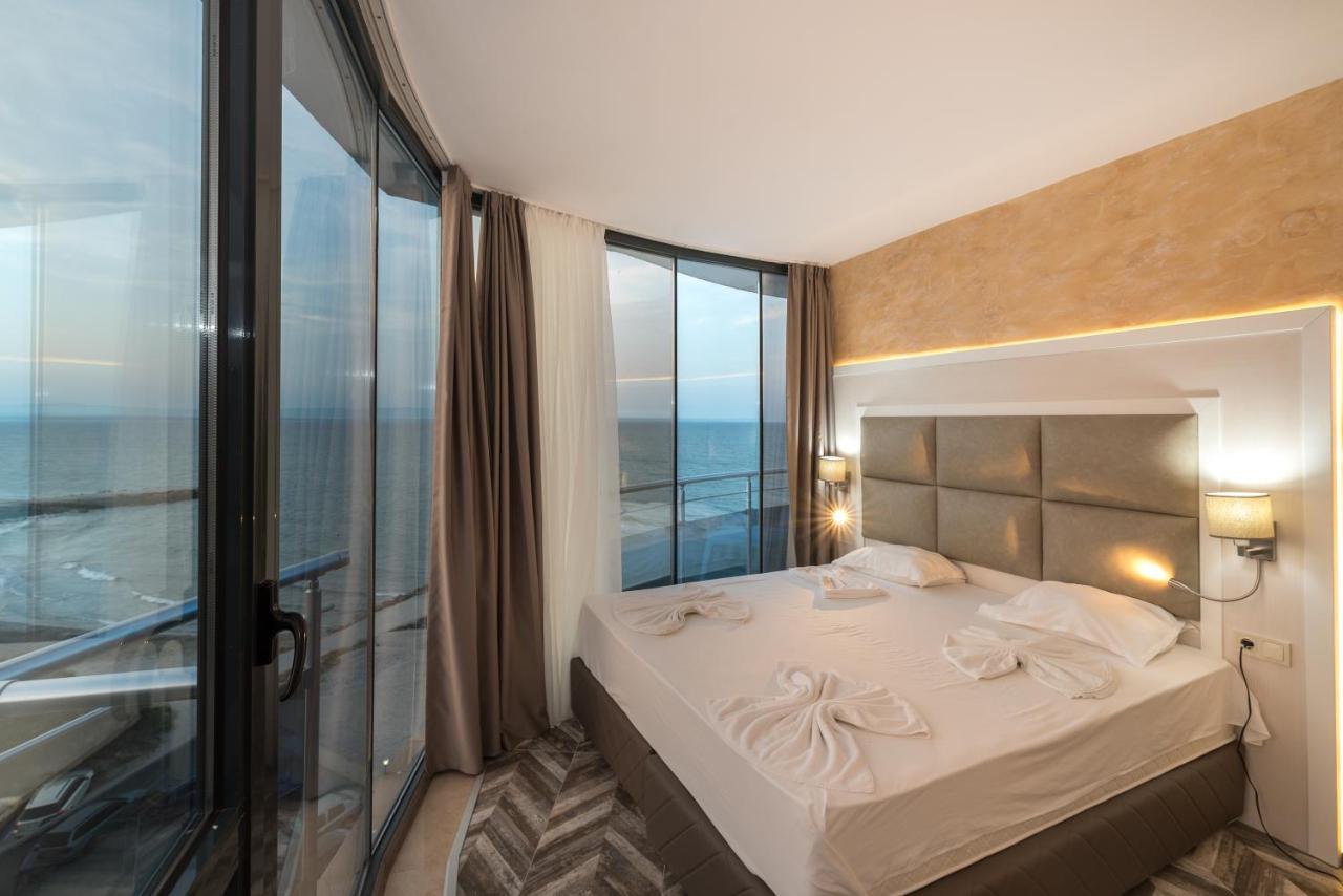 Sea View Triple S B Поморие